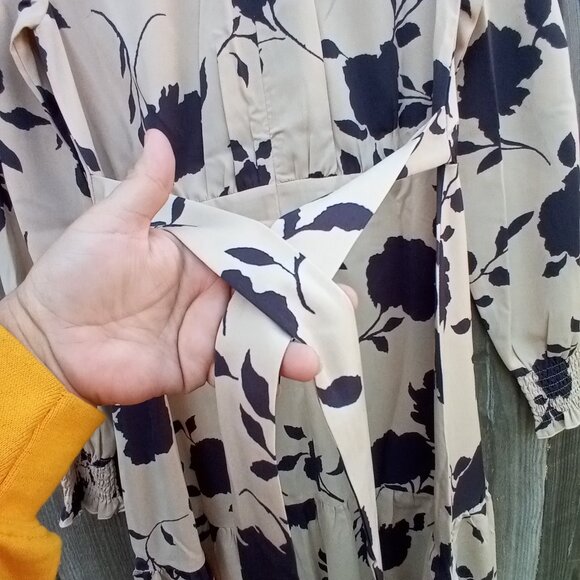 KARMI LABEL Dress Womens Size S Tan Black Floral Print Halter Tie Waist New - Picture 9 of 12